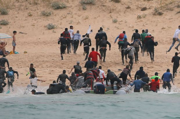 News Photo 1 - Europe - Otta Nottathil - 12520196refugees