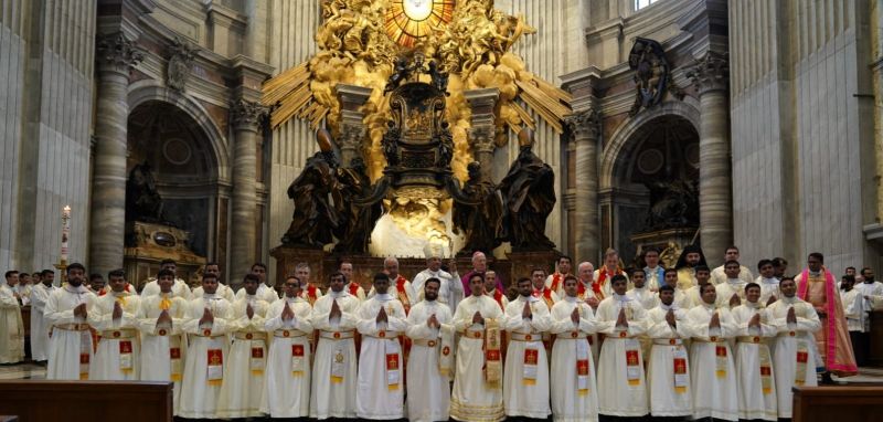 News Photo 1 - Europe - Otta Nottathil - prietser_students_vatican