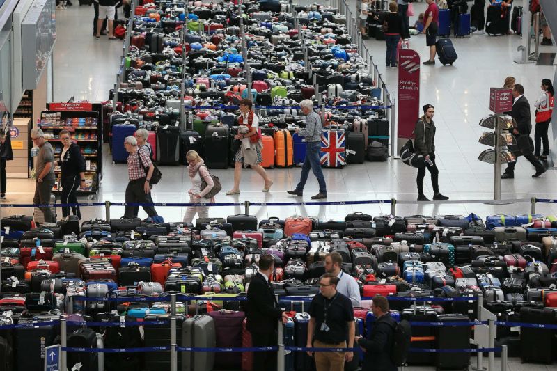 News Photo 1 - Germany - Otta Nottathil - 18720198luggage