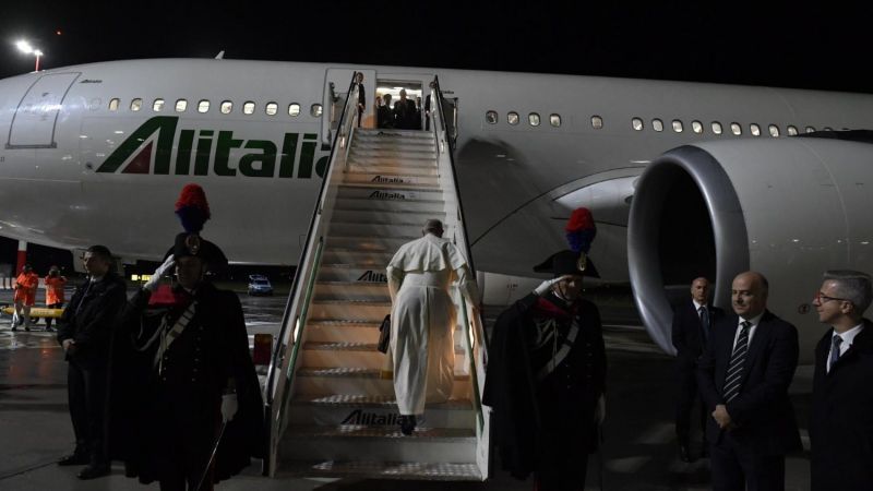 News Photo 1 - Europe - Otta Nottathil - 201120198pope