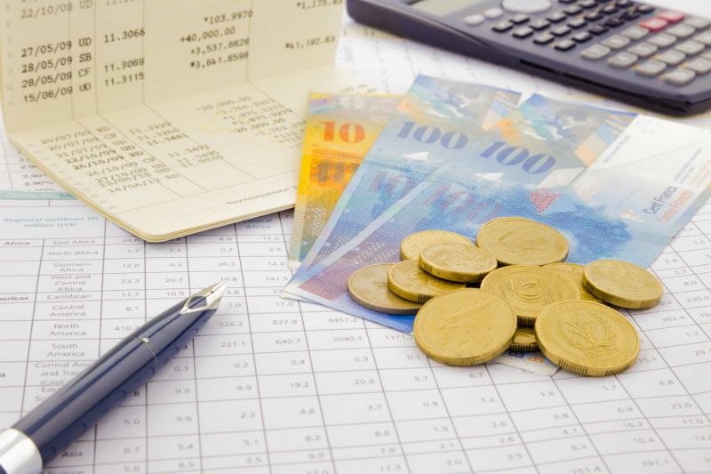 News Photo 1 - Europe - Finance - 211120195income