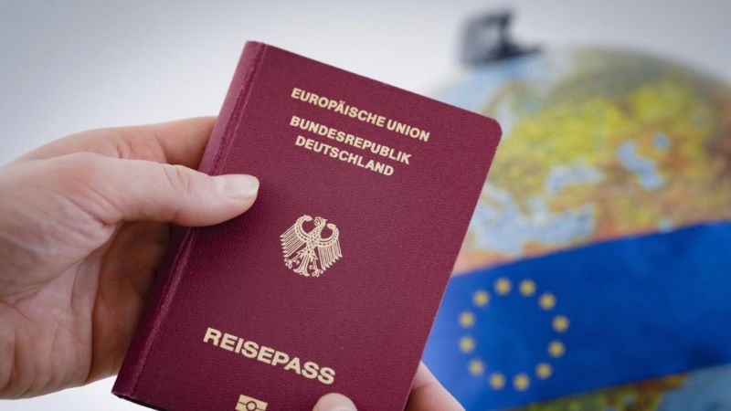 News Photo 1 - Germany - Otta Nottathil - 9120196_German_passport