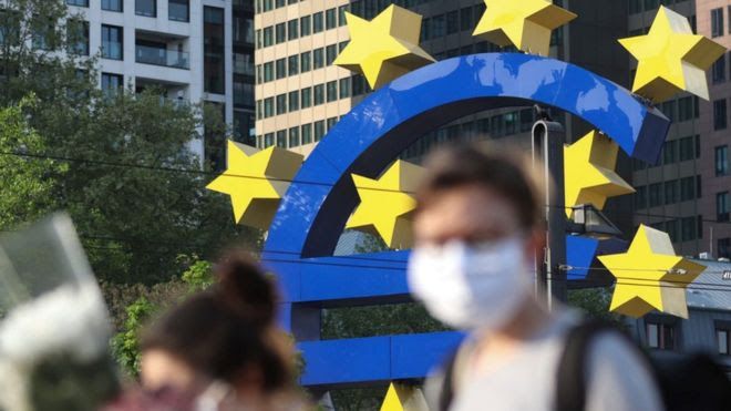 News Photo 1 - Europe - Finance - 5620203ecb