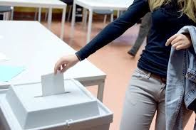 News Photo 1 - Germany - Otta Nottathil - 31720201vote