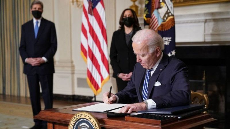 News Photo 1 - America - Otta Nottathil - 28120217biden