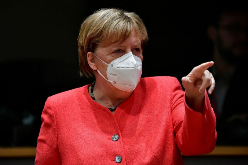 News Photo 1 - Germany - Otta Nottathil - merkel_vaccine
