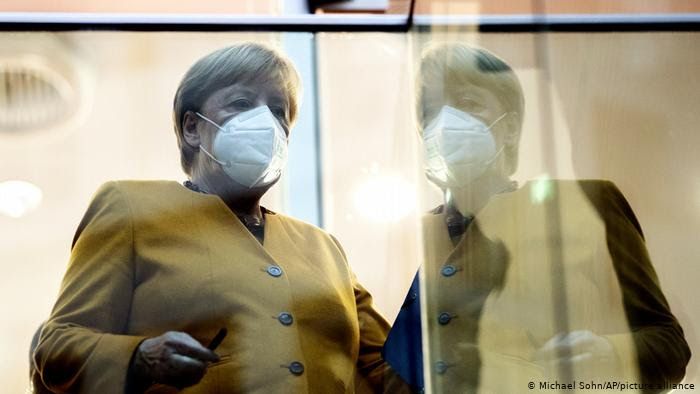 News Photo 1 - Germany - Otta Nottathil - 24220216merkel