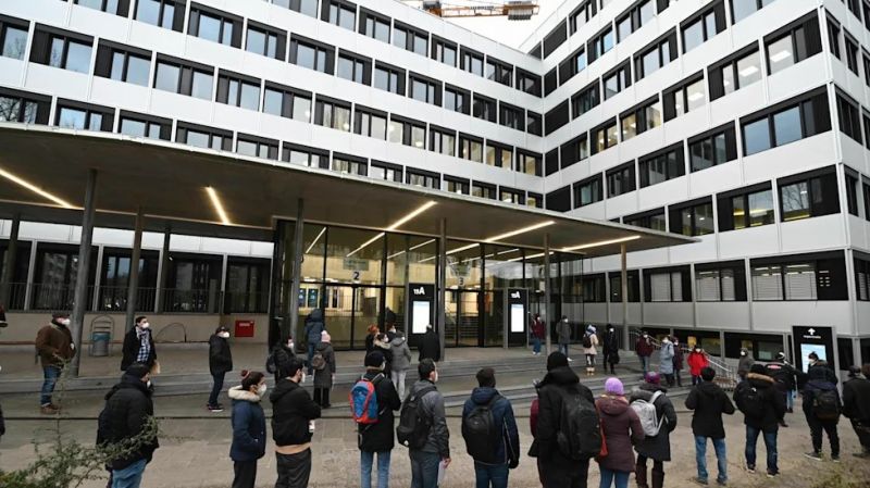 News Photo 1 - Germany - Otta Nottathil - scandal_auslaennder_behoerde_munich_7_arrested