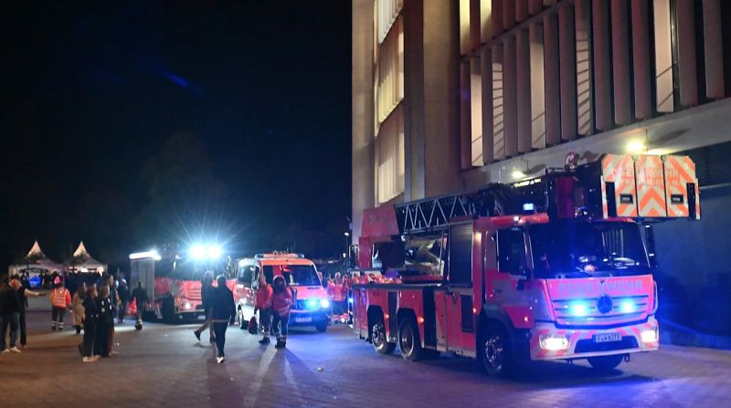 Germany - Otta Nottathil - fehl_alarm_frankfurt_stadium_evakuliert_16_10_2026 News Photo 1 - Germany - Otta Nottathil - fehl_alarm_frankfurt_stadium_evakuliert_16_10_2026