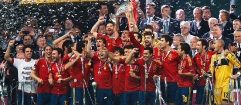 Photo #1 - Europe - Special Annoucements - spaineuropcupwinners2012