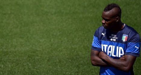 Photo #1 - Not Applicable - Special Annoucements - balotelli_wont_get_kiss