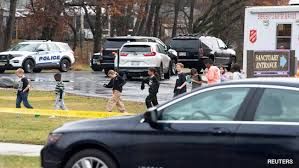 Photo #1 - America - Otta Nottathil - us_school_shooting